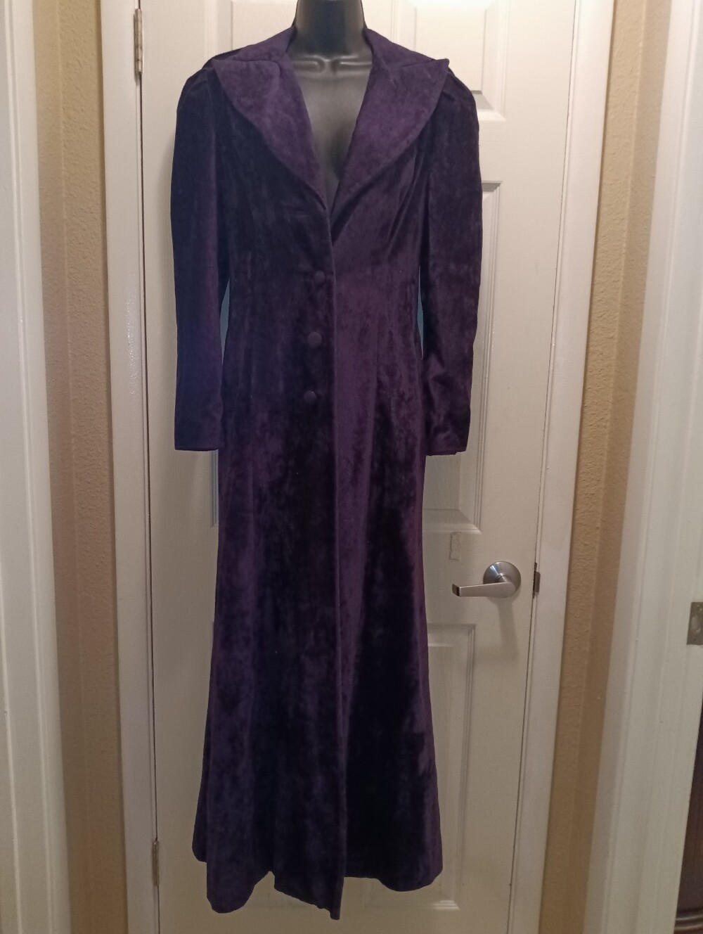Lord & Taylor Vintage Heavy Quality Long Velvet Purple Dress Coat